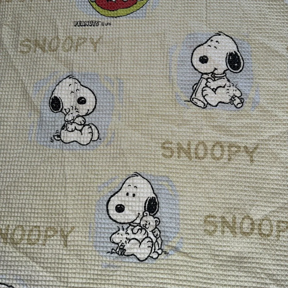Vintage Snoopy Peanuts Baby Blanket 34x50